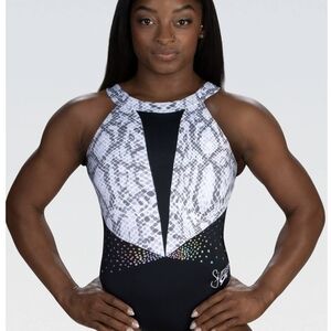 Stylish Black and White Women's Swimsuit